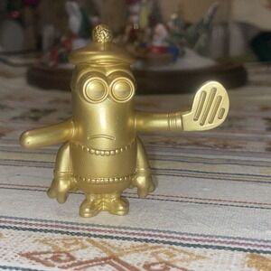 2019 MCDONALDS GOLDEN MINION MINI GOLF (NO PACKAGING) 2.5"